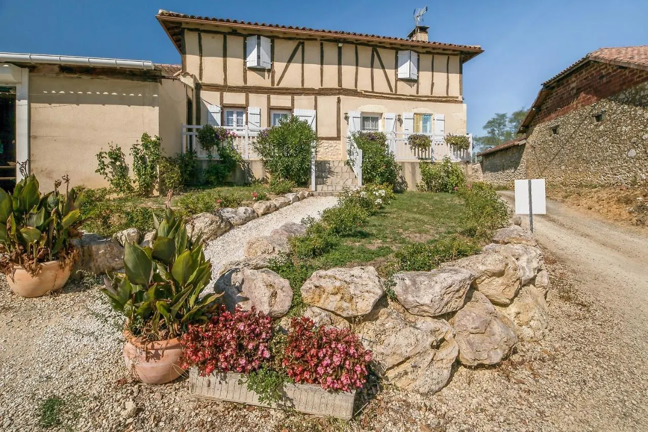 Villa Charmante En Pleine Campagne De Courrensan Avec Piscine Privee